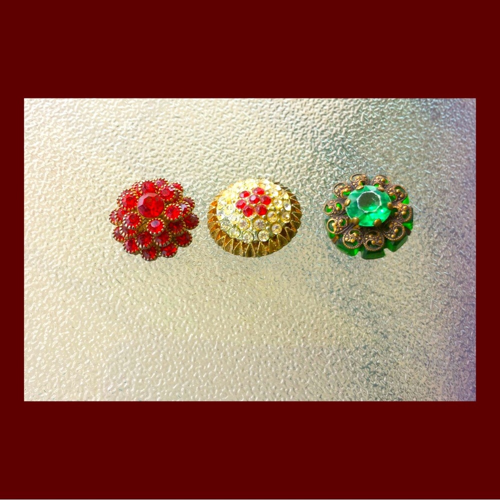 Bundle 3 VTG 50s Jewel Tone & Rhinestone Buttons - Picture 11 of 13